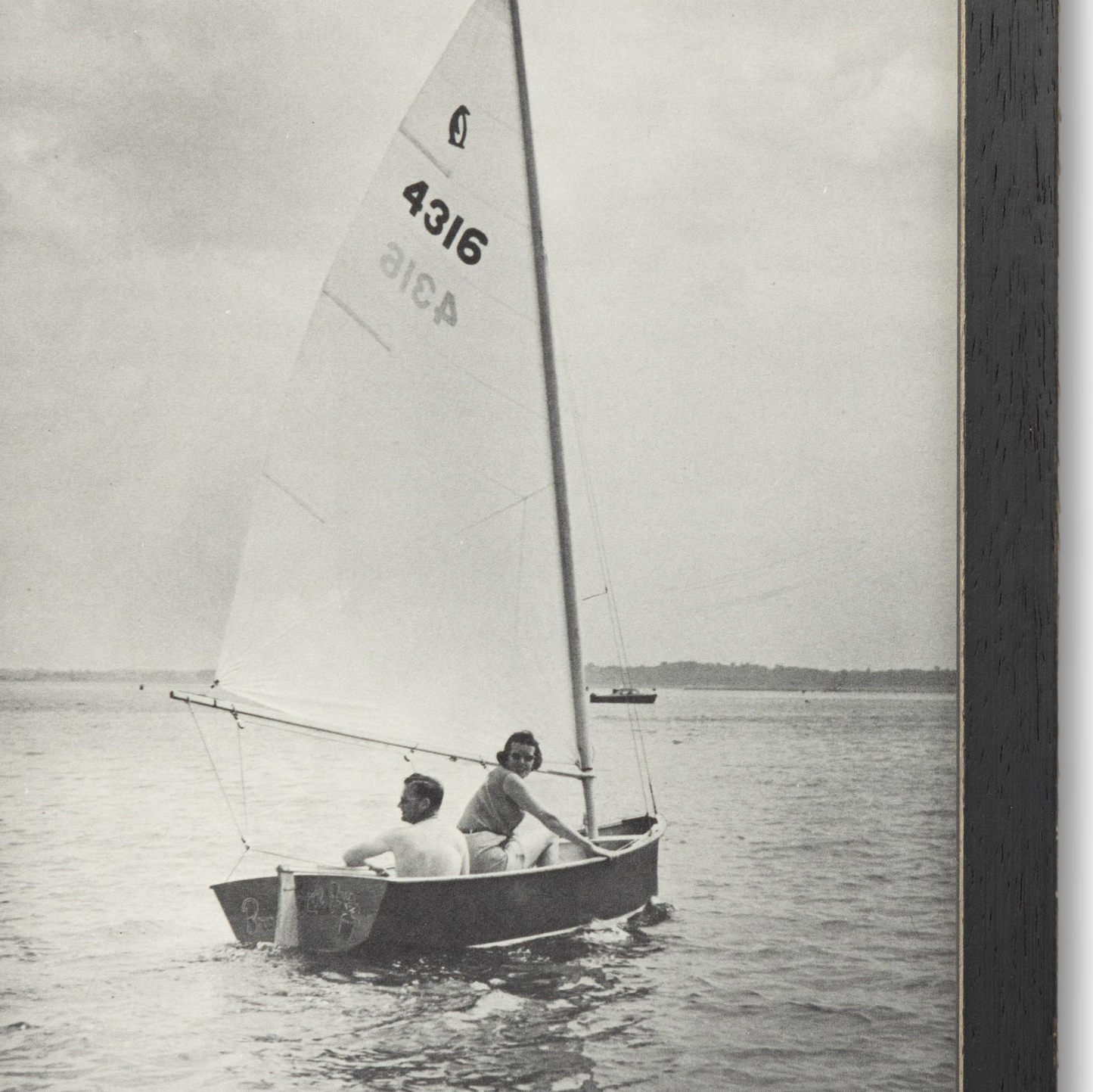B&W Sailboat Photo