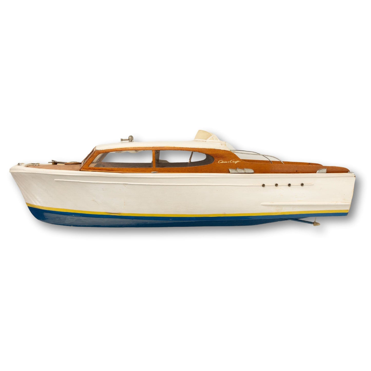 Large Chris-Craft Cruiser