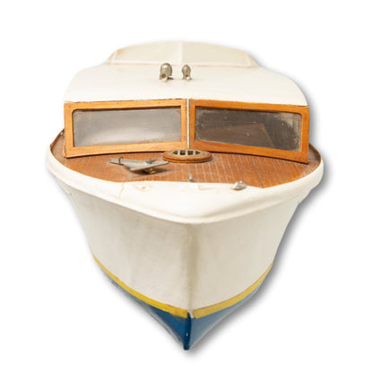 Large Chris-Craft Cruiser