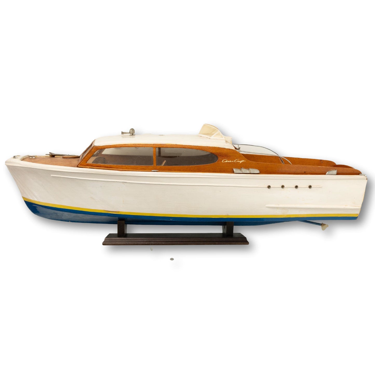 Large Chris-Craft Cruiser
