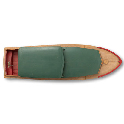 Model Cabin Cruiser
