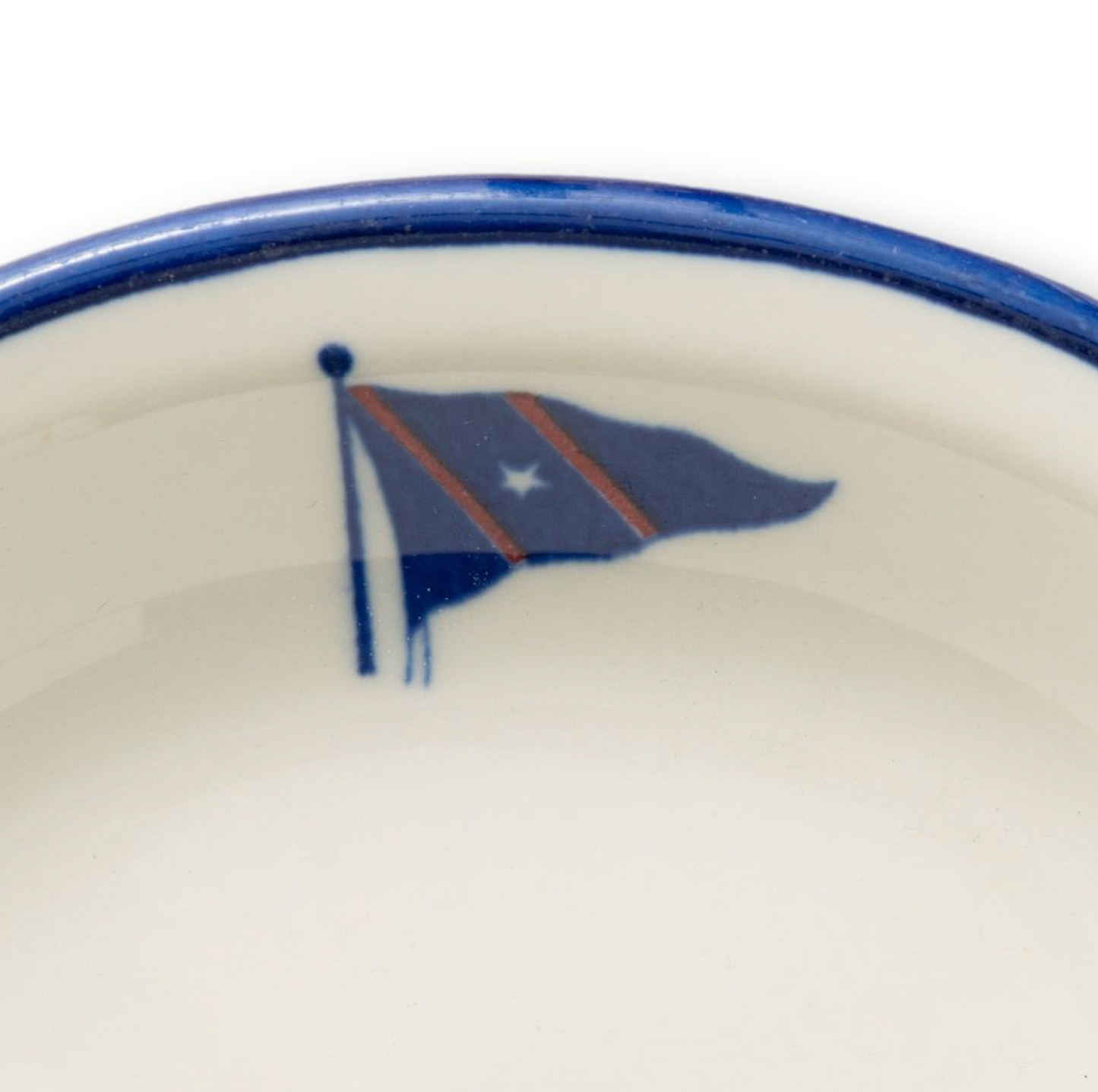 Small Yacht Club Dish
