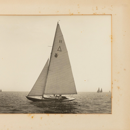 B&W Sailboat Photo